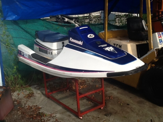 เจทสกีkawasaki 650 สภาพดีพร้อมใช้ เครื่องสวยเนี้ยบครับท้องสวยครับแบ็ตฯใหม่