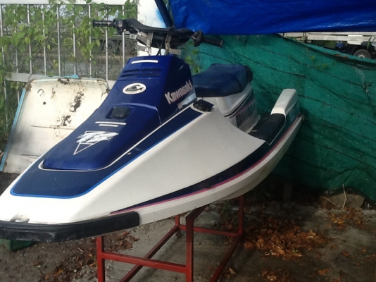 เจทสกีkawasaki 650 สภาพดีพร้อมใช้ เครื่องสวยเนี้ยบครับท้องสวยครับแบ็ตฯใหม่