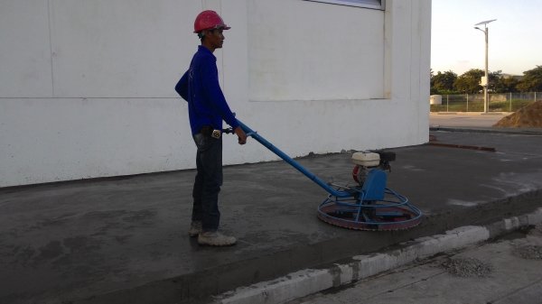 เครื่องมือก่อสร้าง ให้เช่า เครื่องตัดคอนกรีต ตัดถนน ตัดจ๊อย เครื่องตบทราย เครื่องขัดพื้น(แมงปอ)พร้อมใบไม่ต้องซื้อเพิ่มและอี่นๆ