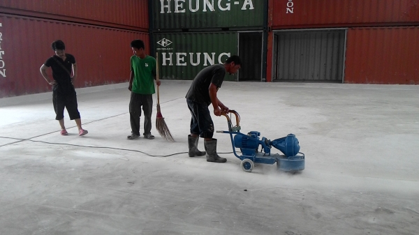 เครื่องมือก่อสร้าง ให้เช่า เครื่องตัดคอนกรีต ตัดถนน ตัดจ๊อย เครื่องตบทราย เครื่องขัดพื้น(แมงปอ)พร้อมใบไม่ต้องซื้อเพิ่มและอี่นๆ