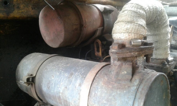 ขายรถแบคโฮ KOMATSU PC30-5 มีเก๋ง ราคา 230000