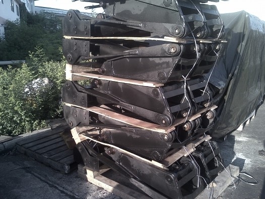 ขายชุดกระบอกดั้ม 6 ตัน ครบชุด ถังน้ำมัน+มือเสือ+ปั้มKP 75 A ราคา 27000 บาท โทร 0906208746  0920976322