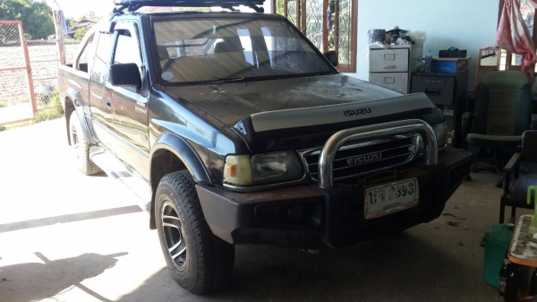 ขายรถกระบะ ISUZU 4WD โฟวิน หน้ายิ้ม เครื่องเสียง แอร์พร้อม ราคา 150000