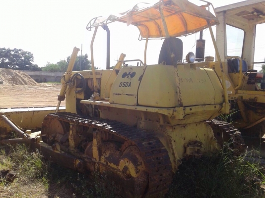 ขายรถแทรคเตอร์ Komatsu D50A-16 สภาพสวย เครื่องดี ใบสวย เอกสารสัญญาซื้อขาย