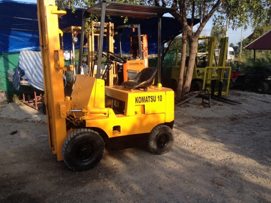 รถยกkomutsu 10 สภาพดีเก่าญี่ปุ่นราคาเด็กๆ พร้อมใช้งานครับ รถยกkomutsu 10 สภาพดีเก่าญี่ปุ่นราคาเด็กๆ พร้อมใช้งานครับ