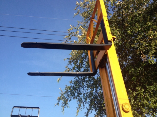 รถยกkomutsu 10 สภาพดีเก่าญี่ปุ่นราคาเด็กๆ พร้อมใช้งานครับ รถยกkomutsu 10 สภาพดีเก่าญี่ปุ่นราคาเด็กๆ พร้อมใช้งานครับ