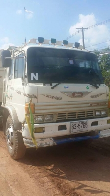 ขายดั้ม2เพลา FM18 เครื่องดีแคชซีสวย พ.เพาเวอร์ เบรกทิฟฟี่ ภายในสวย สภาพพร้อมใช้งาน เอกสารพร้อมโอน สนใจโทร 090-8588220คุณนะ 093-3258446คุณบิว หรือเข้าดูสินค้าอื่นๆได้ที่ www.truck.in.th/498 หรือเพจFacebook ณรงค์ ซื้อขายรถมือสอง (เว็บไซต์ส่วนตัว) หรือFacebo