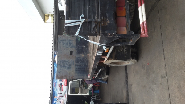 HINO FF3H 195 แรง ยาง9 .ขอบ 20 ยาว 7.20 ห้างแท้สภาพพร้อมใช้งาน  K.อู๊ด 081-2995537