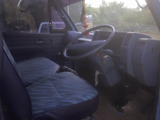 ฮขาย NKR110. ห้างแท้ เกียร์สั้นปี38 เครื่องดี คัสชีสวยตลอดเส้น. หัวเดิมบาง. อาบน้ำมาแล้วสวยๆ ยาง750-16 ยาว4.30 เอกสารพร้อมโอน ภาสี. 58 ราคา290000 ต่อรอง สนใจ0930693225