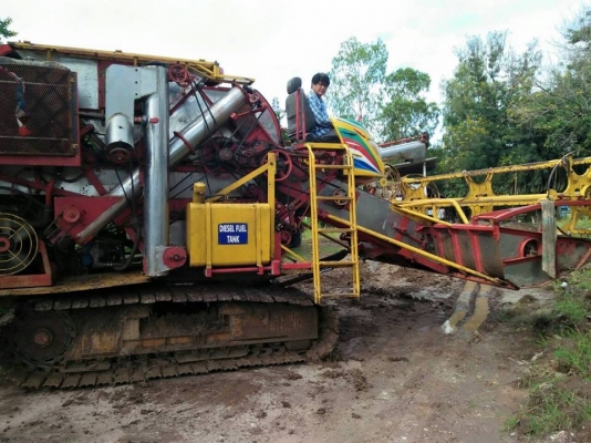 ขายรถเกี่ยวข้าว เกษตรพัฒนา ไอ้หนุ่มไวไฟ ปี54 สภาพพร้อมใช้งาน สนใจโทร 090-8588220คุณนะ 093-3258446คุณบิว หรือเข้าดูสินค้าอื่นๆได้ที่ www.truck.in.th/498 หรือเพจFacebook ณรงค์ ซื้อขายรถมือสอง (เว็บไซต์ส่วนตัว) หรือFacebook ตลาดรถมือสอง คุณนะ