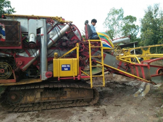 ขายรถเกี่ยวข้าว เกษตรพัฒนา ไอ้หนุ่มไวไฟ ปี54 สภาพพร้อมใช้งาน สนใจโทร 090-8588220คุณนะ 093-3258446คุณบิว หรือเข้าดูสินค้าอื่นๆได้ที่ www.truck.in.th/498 หรือเพจFacebook ณรงค์ ซื้อขายรถมือสอง (เว็บไซต์ส่วนตัว) หรือFacebook ตลาดรถมือสอง คุณนะ