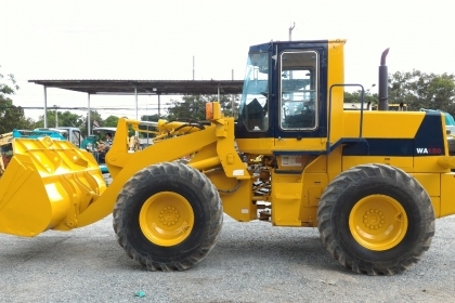 KOMATSU WA150-1 นำเข้าจากญี่ปุ่น สภาพสวยพร้อมใช้งาน โทร.090-986-2521 อ๊อบ