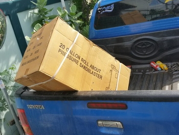 จัดส่งถังพ่นทราย ให้ลูกค้าชลบุรีแล้วนะครับ ขอบคุณครับ