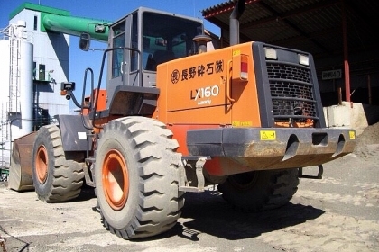 รถสวยมาอีกแล้ว Hitachi LX160-7 รุ่นนิยม เทียบเท่า 300 นำเข้าจากญี่ปุ่น 090-986-2521 อ๊อบ