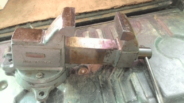 ขายด่วนปากกา COLUMBIAN CLEVELAND OHIO MADE IN U.S.A.( เหล็กหล่อเหนียว) ขายด่วนปากกา COLUMBIAN CLEVELAND OHIO MADE IN U.S.A.( เหล็กหล่อเหนียว)