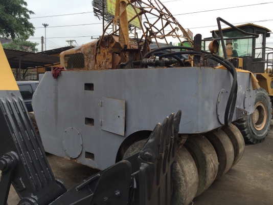 ขายด่วนรถบดล้อยาง7ล้อWATANABE WP15WE พร้อมใช้งาน เล่มทะเบียน