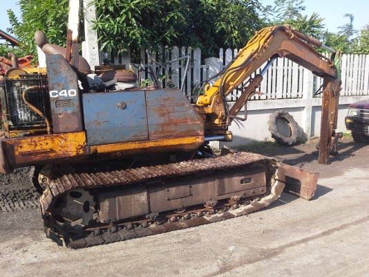 ขาขายด่วนครับโคมัสุpc40รุ่น6ครับขายราคาเบาๆสนใจดูรถอ.บ้านหมี่ขายได้ขายเลยยด่วนครับPC40รุ่น6โคมัสสุสนใจดูรถและทดลองขับอ.บ้านหมี่