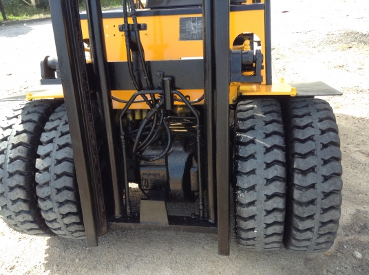 ขายรถยก 3.5 ตัน KOMATSU FD35-4 เก่าญี่ปุ่น เสายกสูง 4.0 เมตร งายกเทของได้