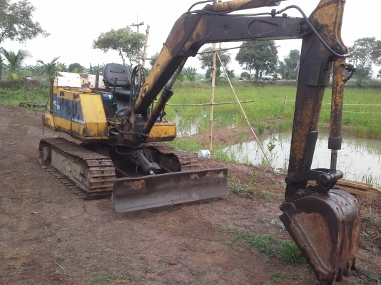 ขายครับแม็กโครุ่นpc30โคมัสสุสภาพพร้อมใช้งาน