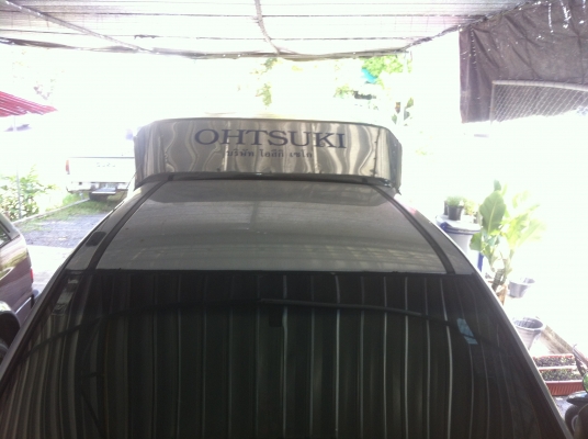 หลังคาใส่กะบะแค็ป มีเบาะนั่งไว้รับส่งผู้โดยสาร