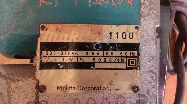 ขายด่วนกบไฟฟ้าหน้า3 MAKATA 1100 750W.16000/min.