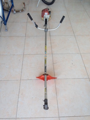 เครืองตัดหญ้า FF22NL