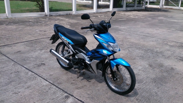 honda czi รถบ้านๆ พร้อมใช้งาน