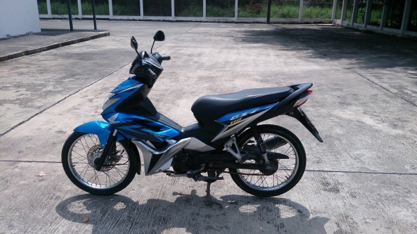 honda czi รถบ้านๆ พร้อมใช้งาน