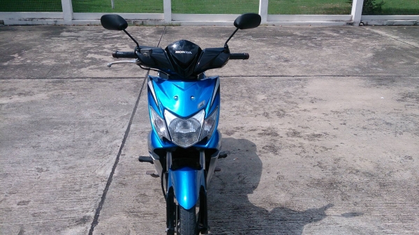 honda czi รถบ้านๆ พร้อมใช้งาน