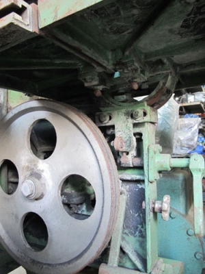 ขายเลื่อยสายพานตัวใหญ่พร้อมใช้งาน