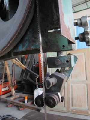 ขายเลื่อยสายพานตัวใหญ่พร้อมใช้งาน