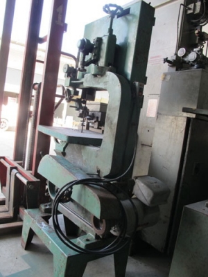 ขายเลื่อยสายพานตัวใหญ่พร้อมใช้งาน