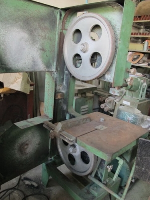 ขายเลื่อยสายพานตัวใหญ่พร้อมใช้งาน