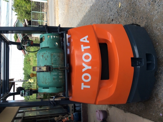 ขายโฟล์คลิฟต์โตโยต้า 2ตันสวยๆ