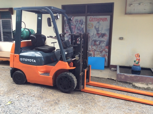 ขายโฟล์คลิฟต์โตโยต้า 2ตันสวยๆ