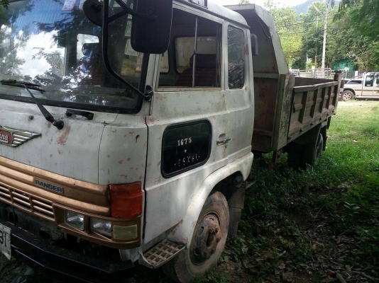 รถด้มพ์