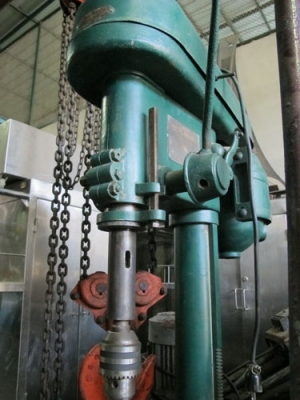 ขายสว่านแท่นญี่ปุ่นแท้Darumaตัวใหญ่จับดอกได้16มิลพร้อมมอเตอร์ถ่านไฟบ้าน