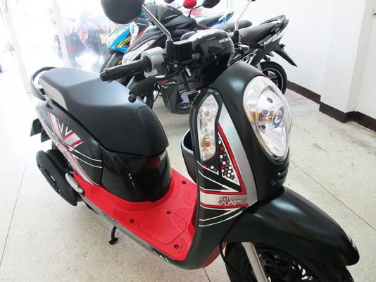 ขาย Honda Scoopy I ล้อแม็ก S12 ตัว TOP ปี 2014 ไมล์ 5748 กม รถหัวฉีดประหยัดน้ำมัน สภาพสวย เครื่องแน่ๆ สีดำ แดง ราคา 34900 บาท