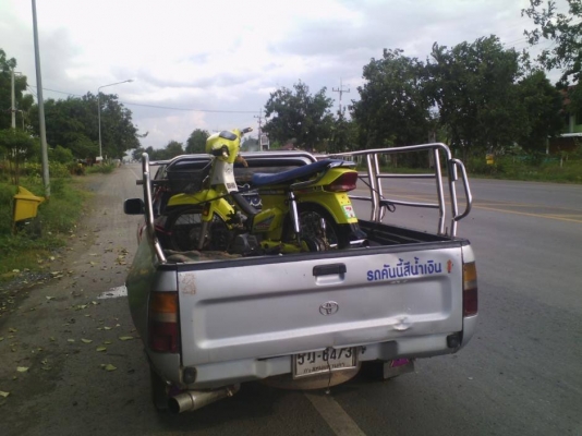 ขาย ดรีมคุรุ เครื่องเดิมเเน่นๆ ระบบไฟใช้ได้ รถพร้อมใช้งาน (มีสำเนาหน้าเล่ม+ใบซื้อขายจากทางร้าน) ค่าตัว 7900 บาท สนใจโทร.089-8054390 โอ๋ ลพบุรี