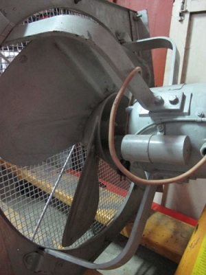 ขายพัดลมขนาดใหญ่ใช้ไฟบ้าน