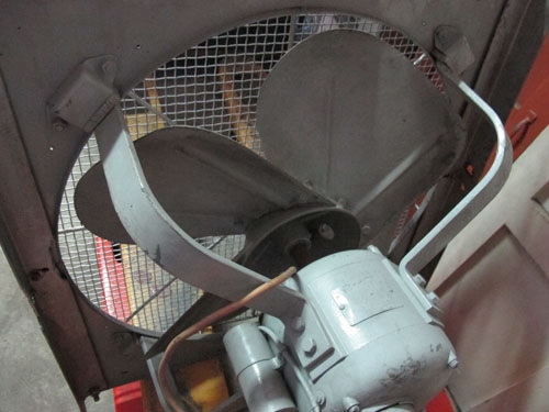 ขายพัดลมขนาดใหญ่ใช้ไฟบ้าน