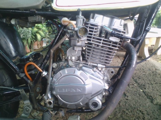 ขาย Dt เครื่องไลฟาน150 เเต่งเเนวเเทรกเกอร์ รถพร้อมใช้งาน (ไม่่ ท.บ. / มีใบซื้อขายออกให้) ค่าตัว 11500 บาท สนใจทักเเชทหรือโทร.089-8054390 โอ๋ อยู่จังหวัด ลพบุรี