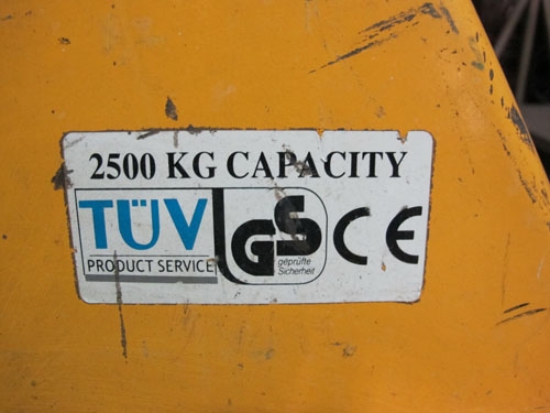 ขาย LIFT PALACE ยกได้2.5ตัน