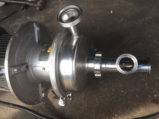 ขายปั้มน้ำ 5แรง ไฟ380 ตัวปั้มเป็นสแตนเลส ใช้งานได้เลยครับ