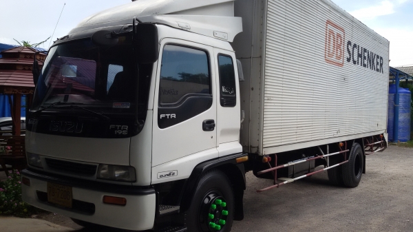 ขายรถ 6 ล้อใหญ่ อีซุซุ DECA  รถห้างแท้. เครื่องดี. คัชีสวย. สภาพพร้อมใช้งาน .