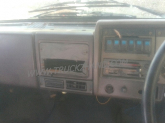 หัวเก๋ง HINO   F17 - F18   อุปกรณ์ภายในมีตามรูป