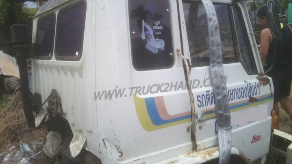 หัวเก๋ง HINO   F17 - F18   อุปกรณ์ภายในมีตามรูป