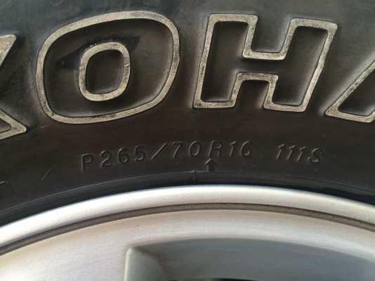 ขายด่วน ล้อ isuzu D-max แท้พร้อมยาง 5000