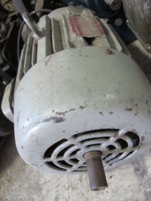 ขายมอเตอร์ถ่านMITSUแท้สภาพใหม่มากให้กำลังเหลือเฟือ ขายมอเตอร์ถ่านMITSUแท้สภาพใหม่มากให้กำลังเหลือเฟือ