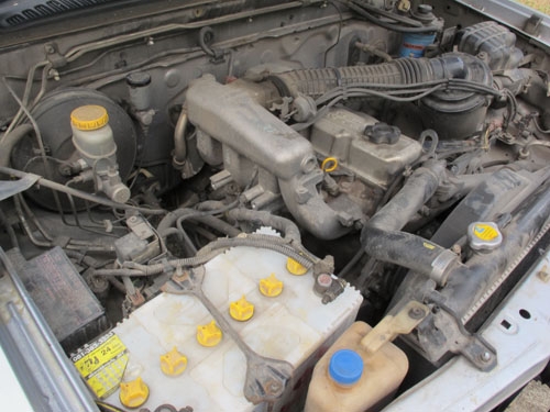 ขายรถNissan frontier ปี03คานเดิมๆบางๆสวยมากแอร์เย็น เครื่องดีเซลTD27ฝาขาว